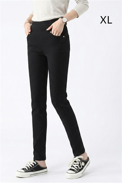 961-XL กางเกงสกินนี่สีดำ  เอว 28-30 นิ้ว    ขายาว 35 นิ้ว