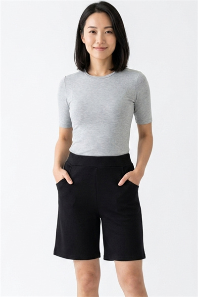 TK5188-5XL-A กางเกงสีดำ รอบเอวก่อนยืด 29 นิ้ว - ยืดสุด 44 นิ้ว ความยาว 19 นิ้ว